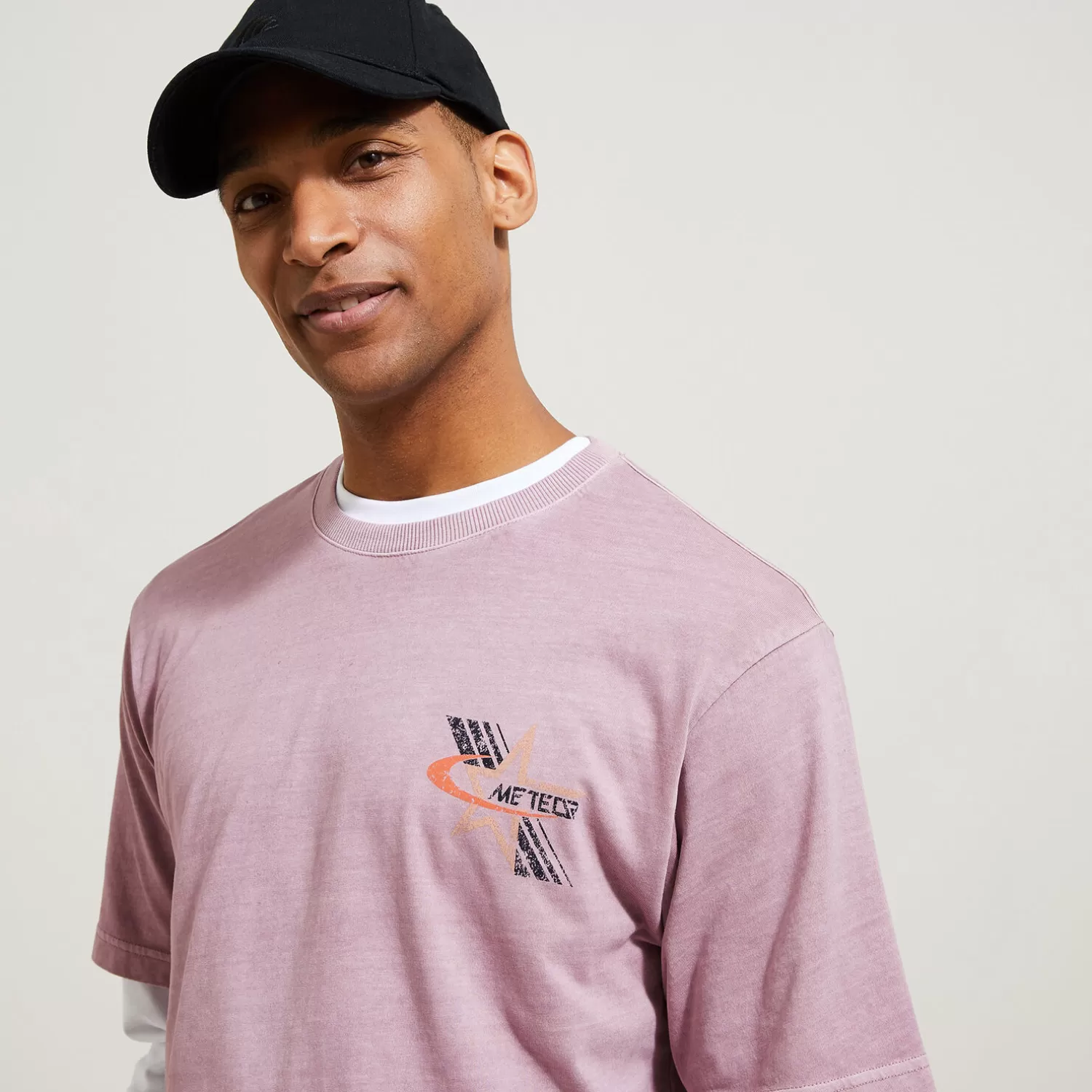 Jules Katoenen T-shirt met ronde hals en print op de bor> T-shirt